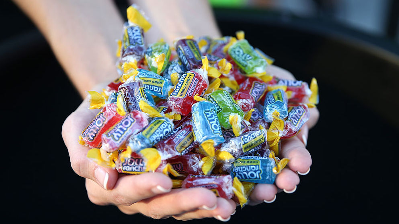 Illustration for article titled Salty about sweets: These are the most overrated candies